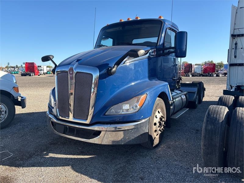 Tracteur routier Kenworth T680 6x4 T/A Day Cab — occasion 2023