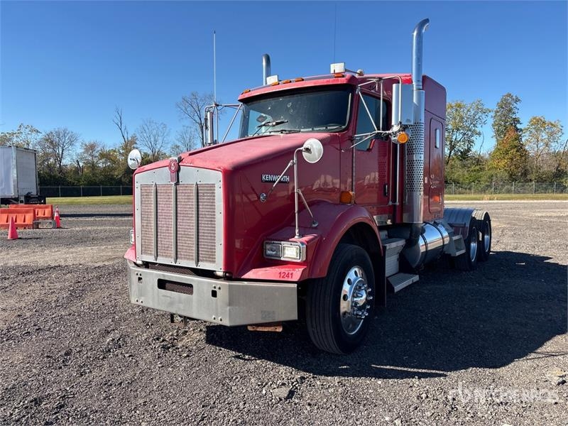 Tracteur routier Kenworth T800 — occasion 2004