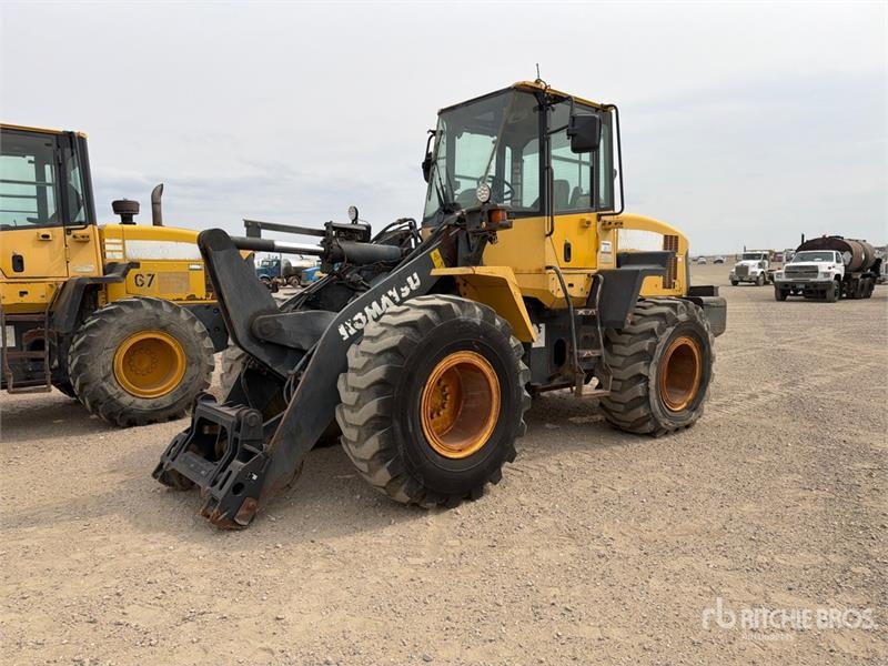 Komatsu WA200PZ6
