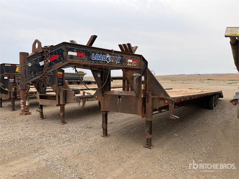 Load Max Max 40 ft Tri/A Gooseneck Equipment Trail