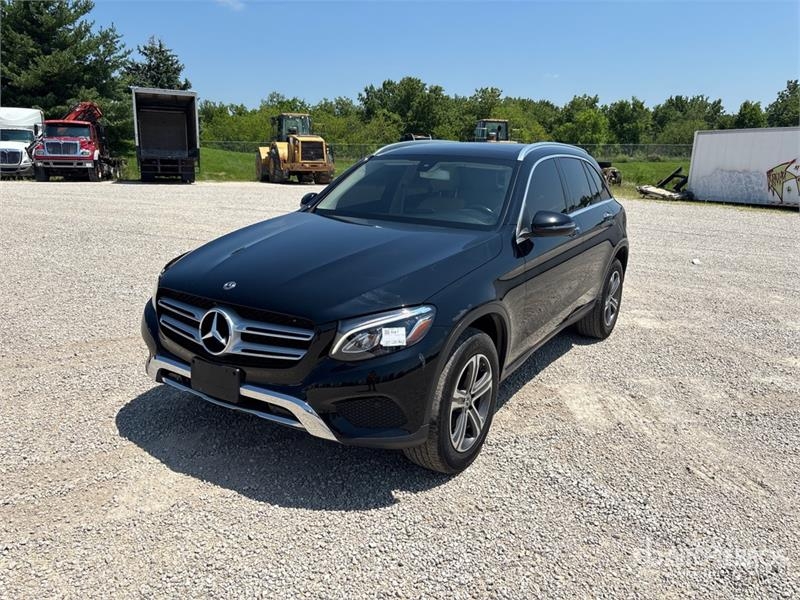 Mercedes-Benz GLC300