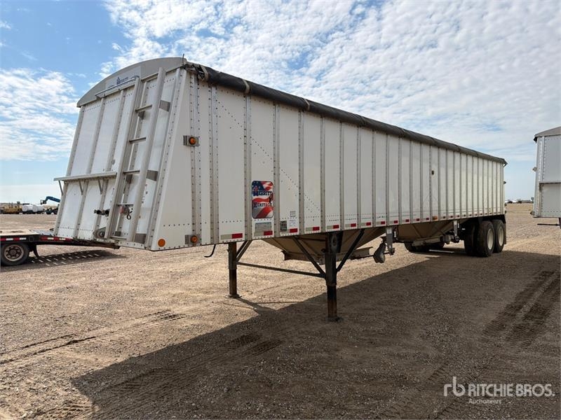 Merritt 42 ft T/A Grain Trailer