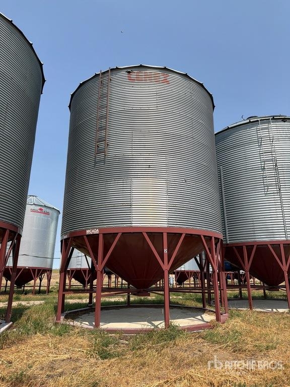 Micada +/- 4000 bu Grain Bin