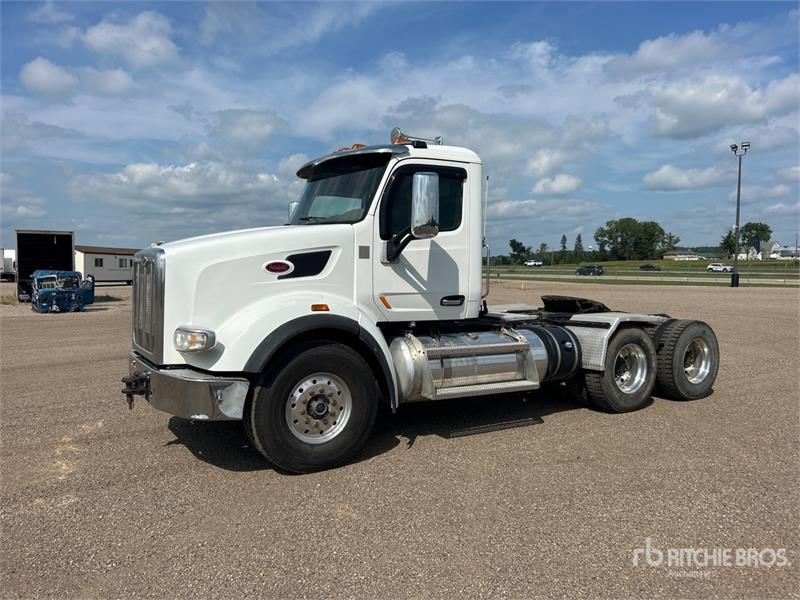 Tracteur routier Peterbilt 567 — occasion 2015