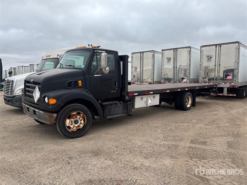 Camion plateau Sterling L8501 — occasion 1999, 172 753 h