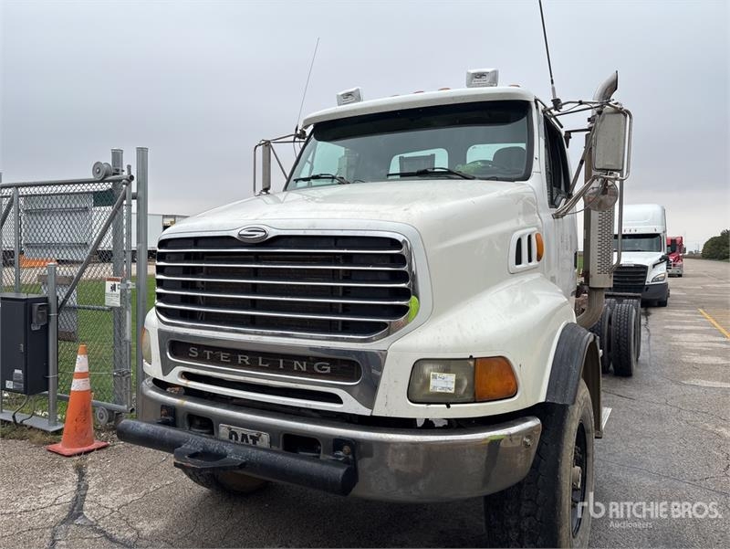 Camion plateau Sterling LT9500 — occasion 2007