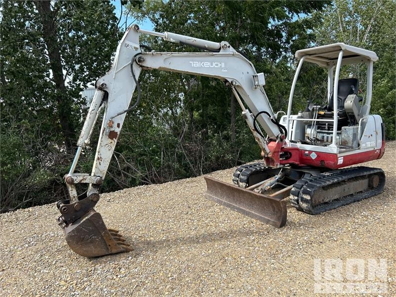 Takeuchi TB135