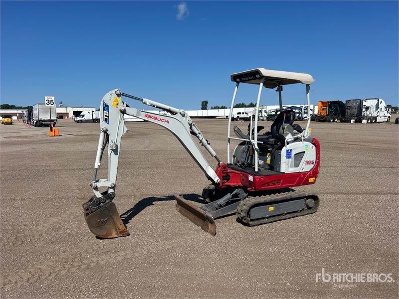 Takeuchi TB20e