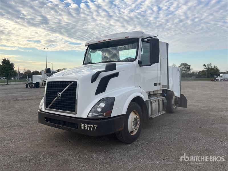 Tracteur routier Volvo VNL — occasion 2017