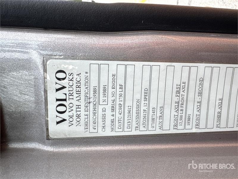 Tracteur routier Volvo VNL760 — occasion 2019