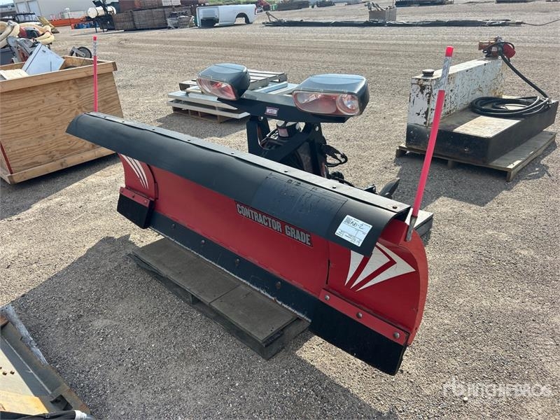 Chasse-neige Western 8 ft 2 Way Snow Plow — occasion