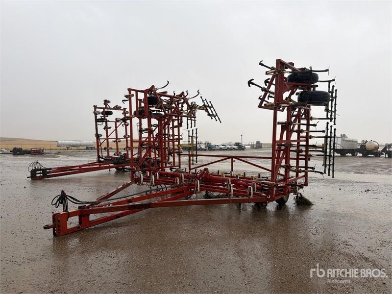 Déchaumeur Wil-Rich 35 ft Cultivator — occasion