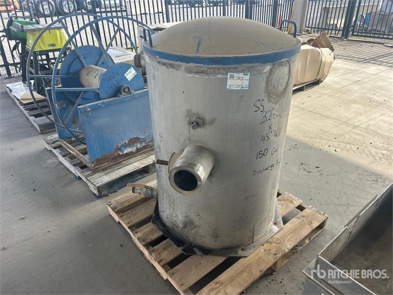 150 gal Stainless Steel Tank