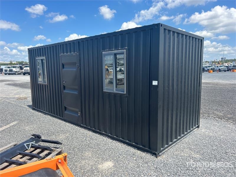 19 ft 2 in x 7 ft 3 in Office Container