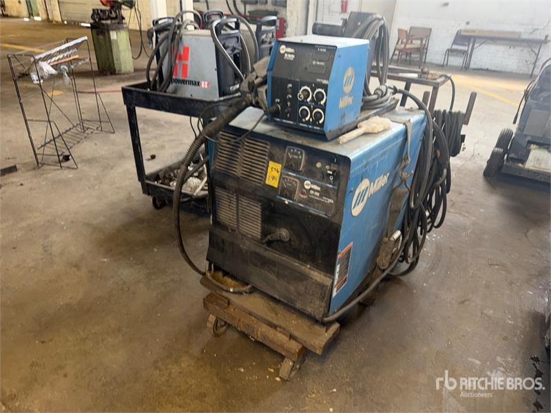 Poste à souder 400 A Mobile Multi-Process Welder — occasion