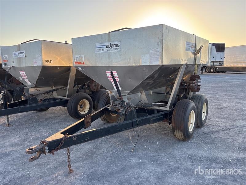 Tonne à lisier Adams T/A Fertilizer Spreader — occasion