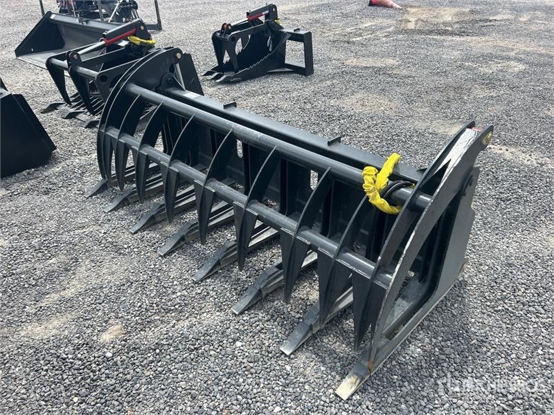 Faneur All-Star 84 in Heavy Duty Skid Steer Root Rake (Un — occasion