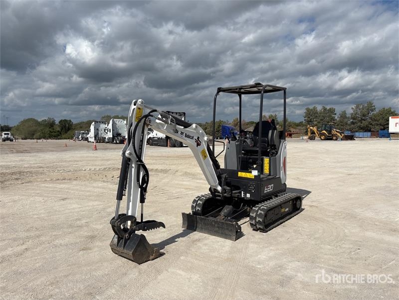 Mini-pelle Bobcat E20 — occasion 2025, 208 h
