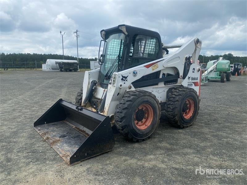 Chargeuse compacte Bobcat S850 — occasion 2019, 4 560 h
