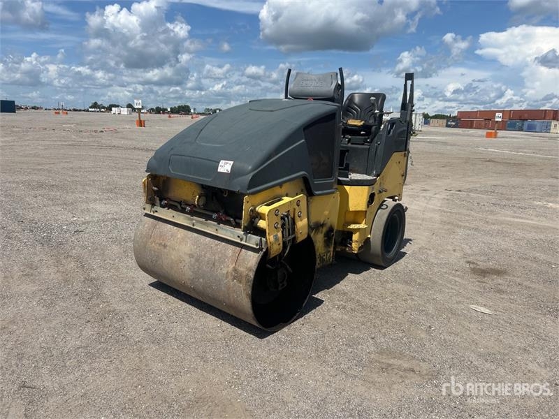 Rouleau monocylindre Bomag BW120AC-5 — occasion 2015, 3 276 h