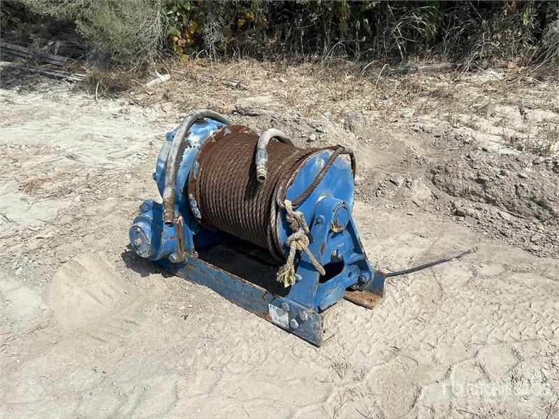 Palan et treuil Braden Hydraulic Winch — occasion