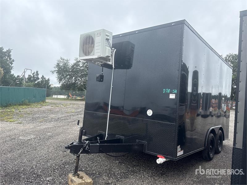 Remorque Cargo United 14 ft T/A Food Concession — occasion 2026