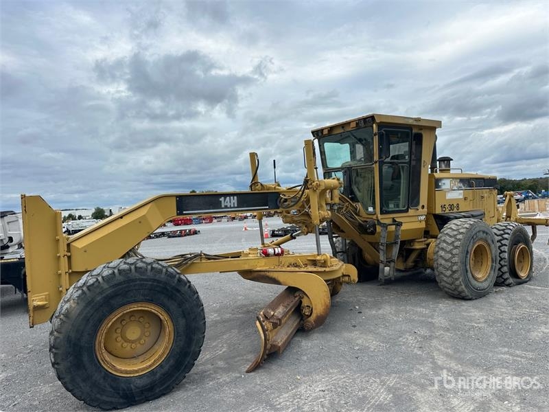 Niveleuse Caterpillar 14H Motor Grader — occasion 2007, 10 963 h