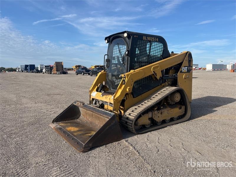 Chargeuse compacte Caterpillar 239D — occasion 2018, 4 081 h