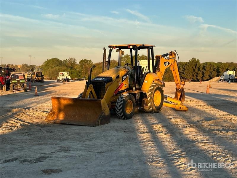Tractopelle Caterpillar 416F2 — occasion 2015, 4 399 h