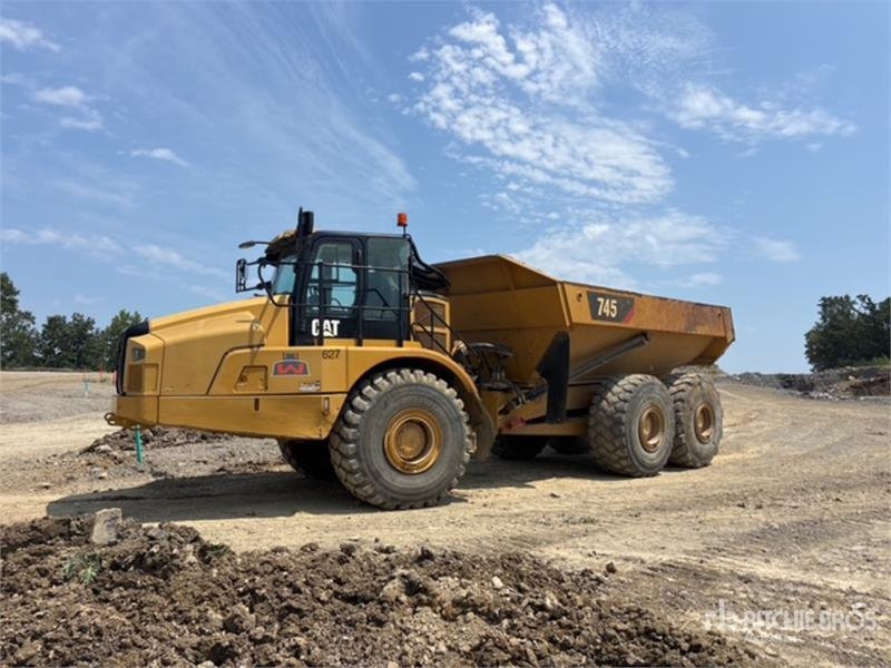 CAT 745