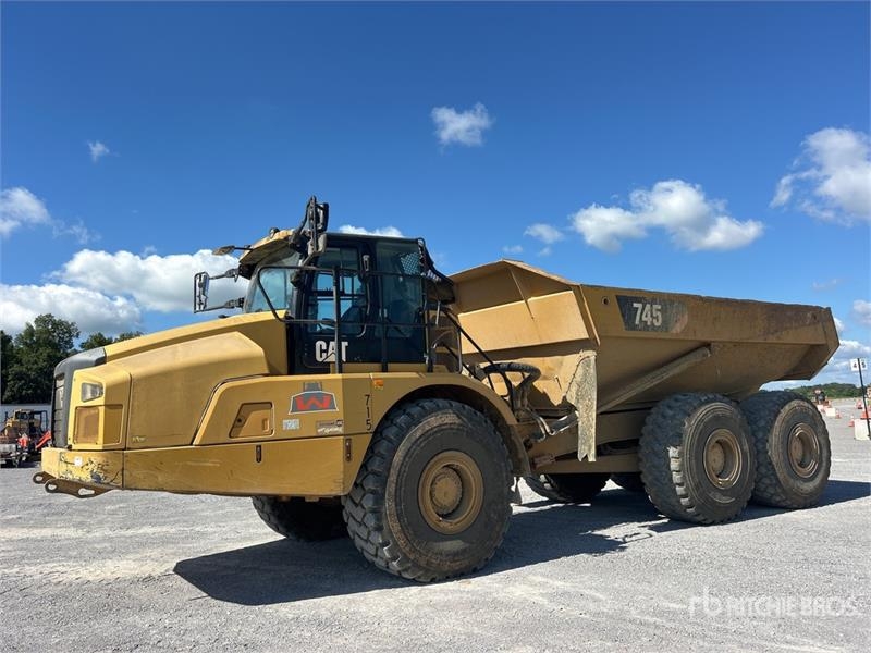 CAT 745