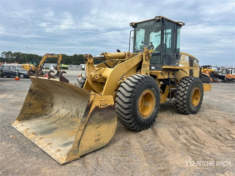 Chargeuse sur pneus Caterpillar 938G Series II — occasion 2006, 7 276 h
