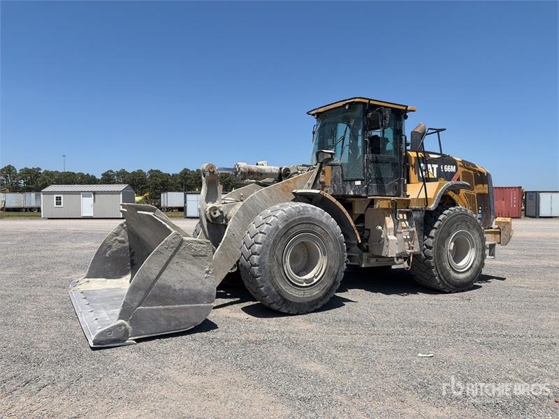 CAT 966M