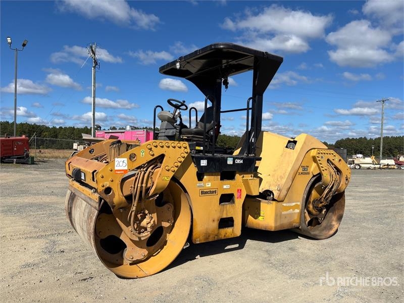 Rouleau tandem Caterpillar CB54 Double Drum Roller — occasion 2012