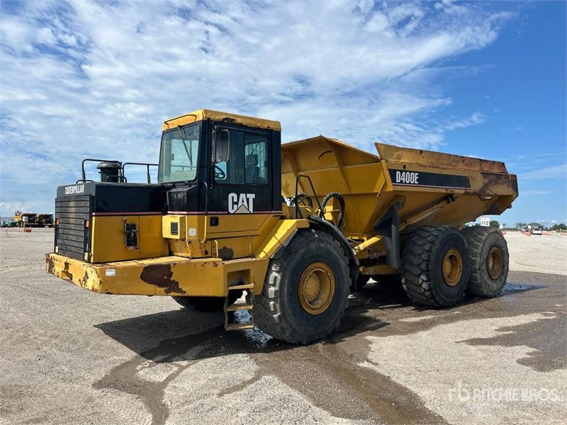Tombereau articulé Caterpillar D400E Series II — occasion 2000, 16 854 h