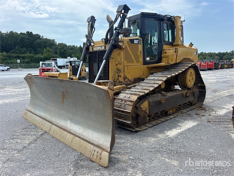 CAT D6T XW