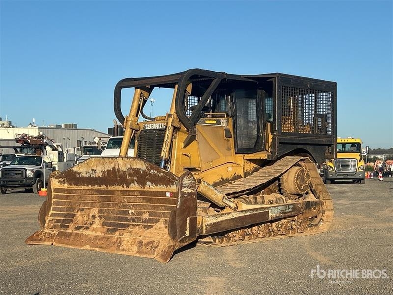 CAT D8T