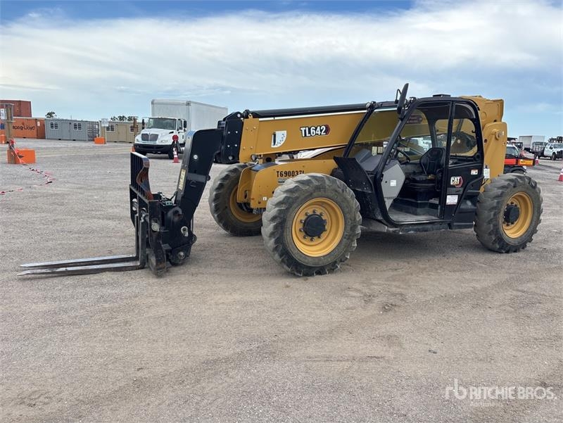 CAT TL642