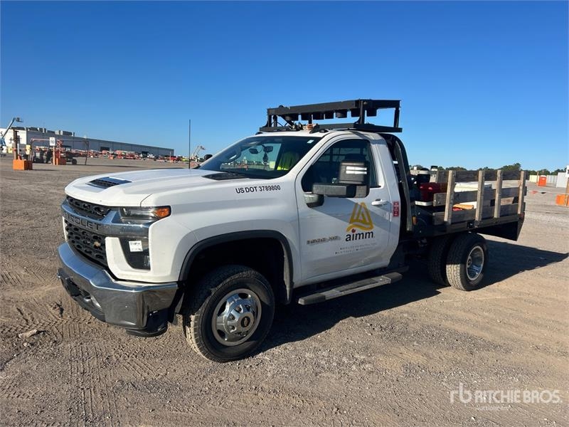 Camion plateau Chevrolet 3500HD — occasion 2022