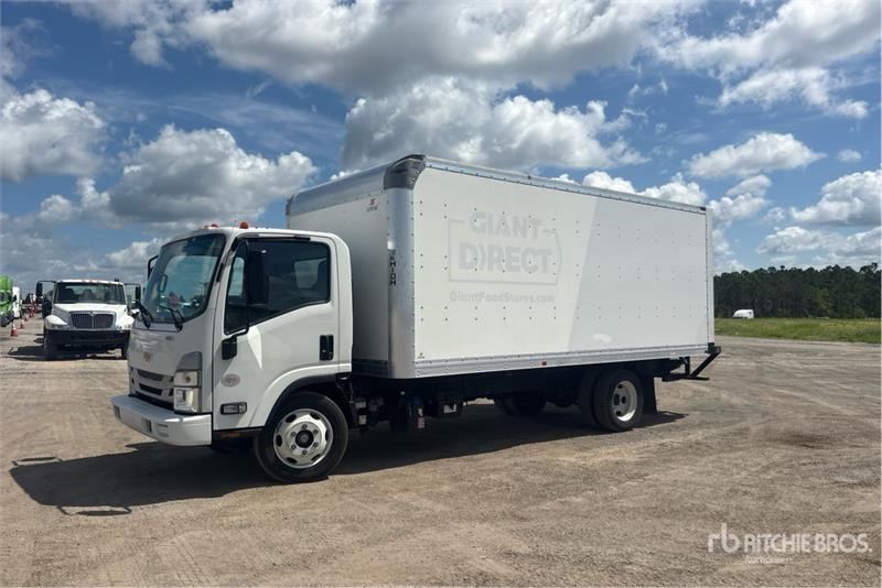 Camion fourgon Chevrolet 5500XD — occasion 2023
