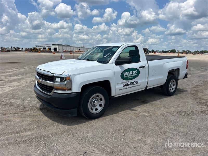 Fourgon utilitaire Chevrolet Silverado 1500 4x2 Pickup — occasion 2018