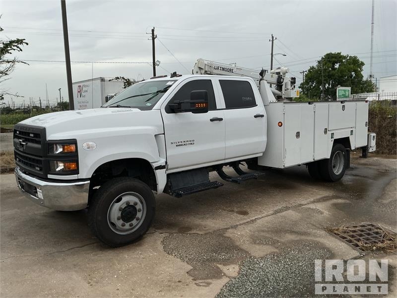 Camion municipal Chevrolet Silverado 5500HD 4x4 Crew Cab Service — occasion 2022
