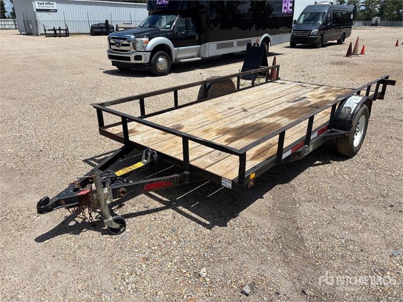CM 14 ft S/A Utility Trailer