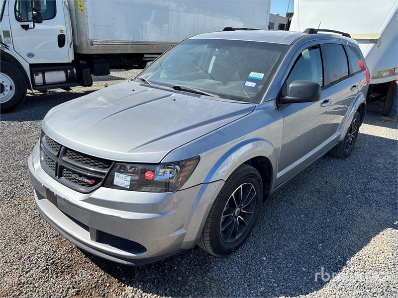 Voiture Dodge Journey 2WD SUV — occasion 2018