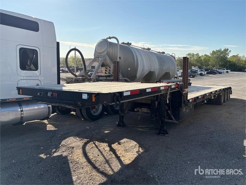 Remorque surbaissée Doosan 532DCZIDCEFQD 53 ft Tri/A Step Deck — occasion 2025