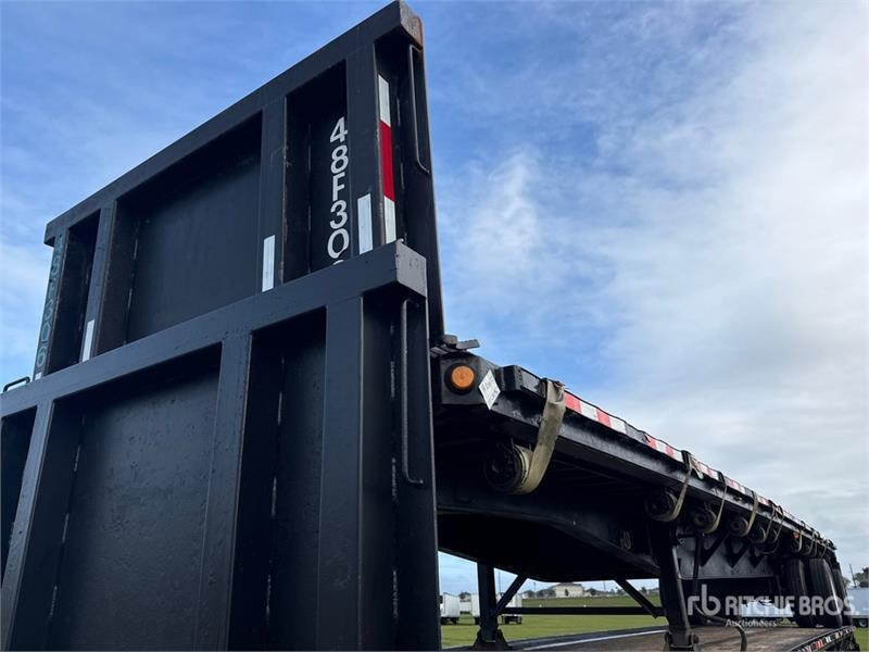 Remorque à ridelles Fontaine 48 ft T/A Spread Axle Flatbed — occasion 2006