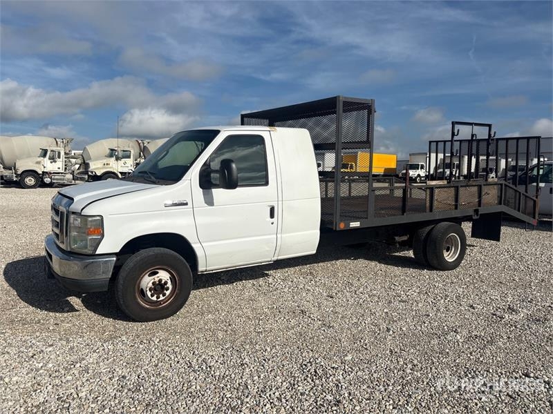 Ford E450