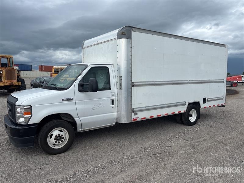 Ford Econoline E-350