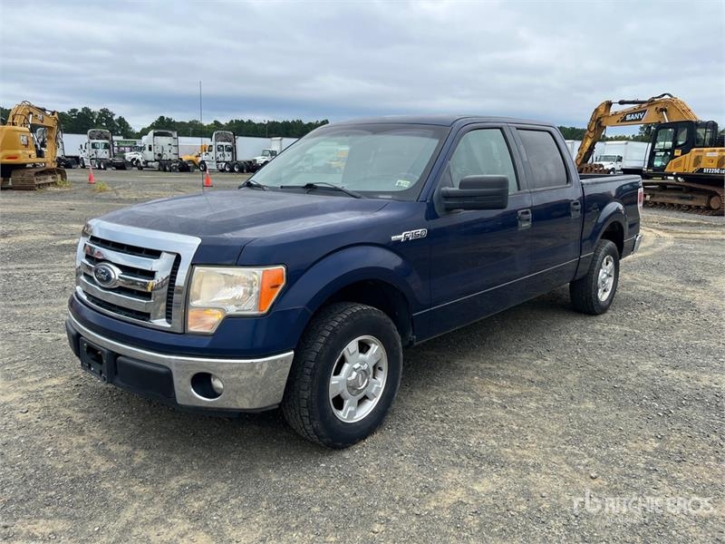 Fourgon utilitaire Ford F-150 — occasion 2012, 182 129 h