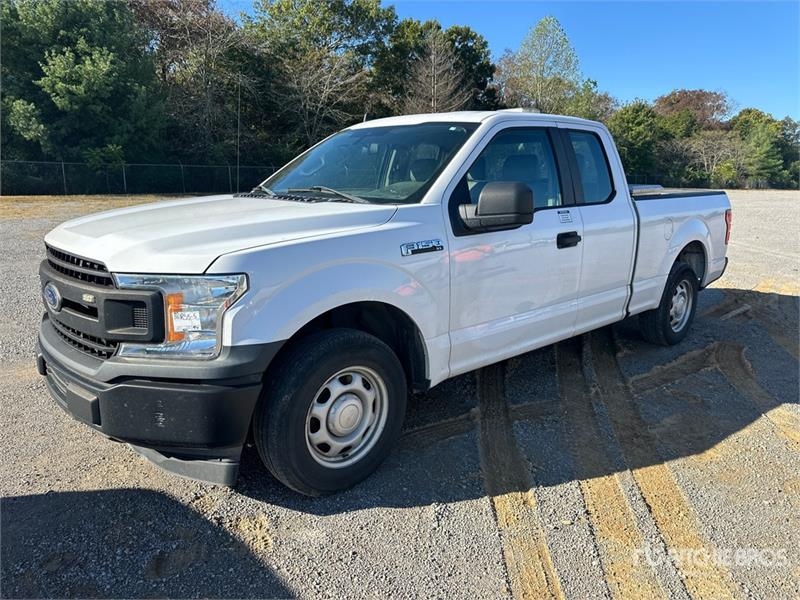 Fourgon utilitaire Ford F-150 4x2 Extended Cab Pickup — occasion 2020
